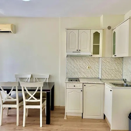 Family 1 Bd In Flores Park By Menada Apartment Sunny Beach